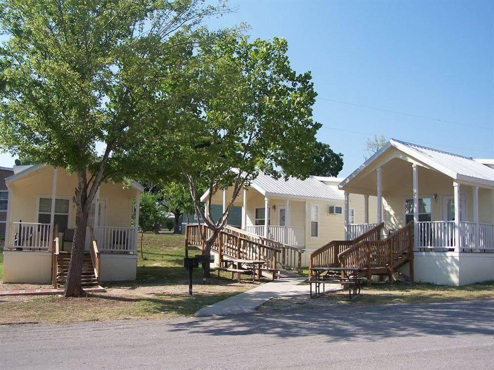 Sun Retreats Texas Hill Country 3* New Braunfels