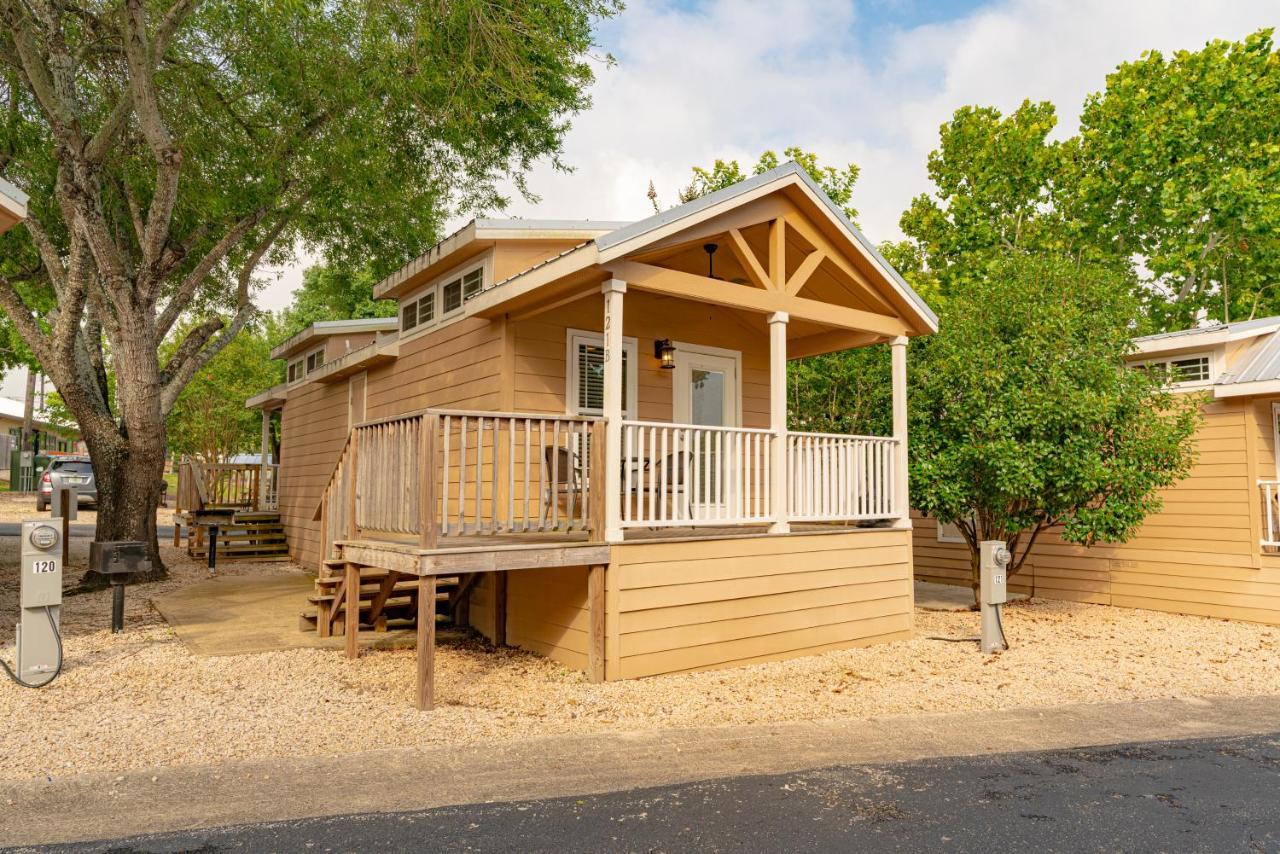 Sun Retreats Texas Hill Country 3* New Braunfels