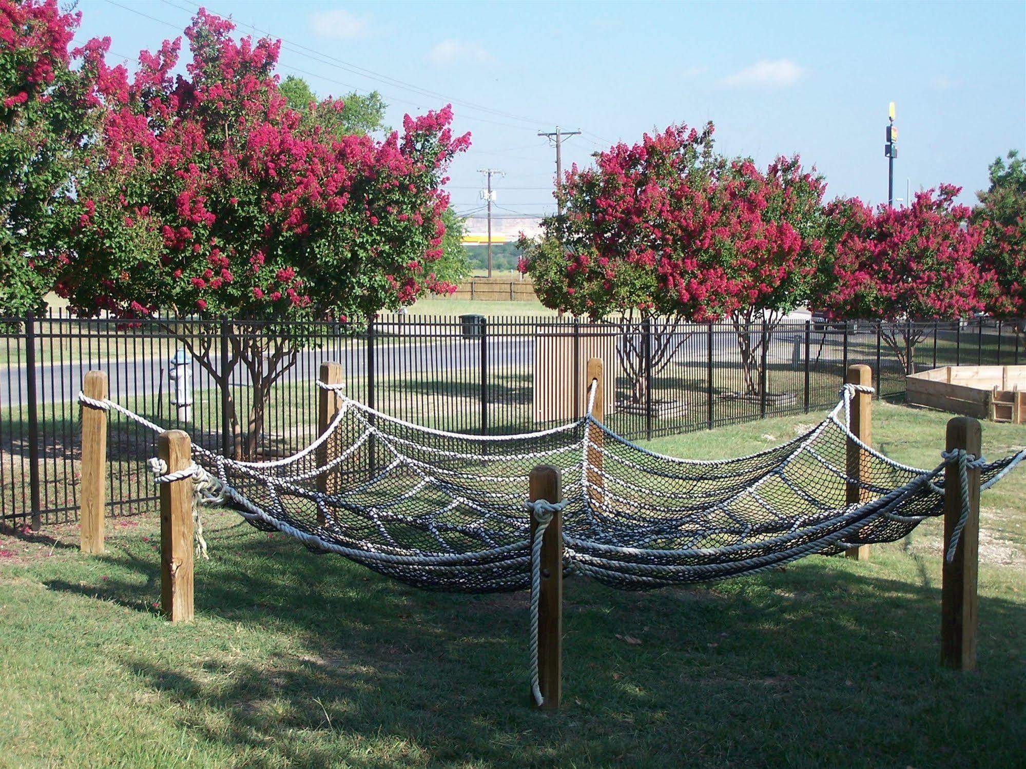 Sun Retreats Texas Hill Country Campeggio