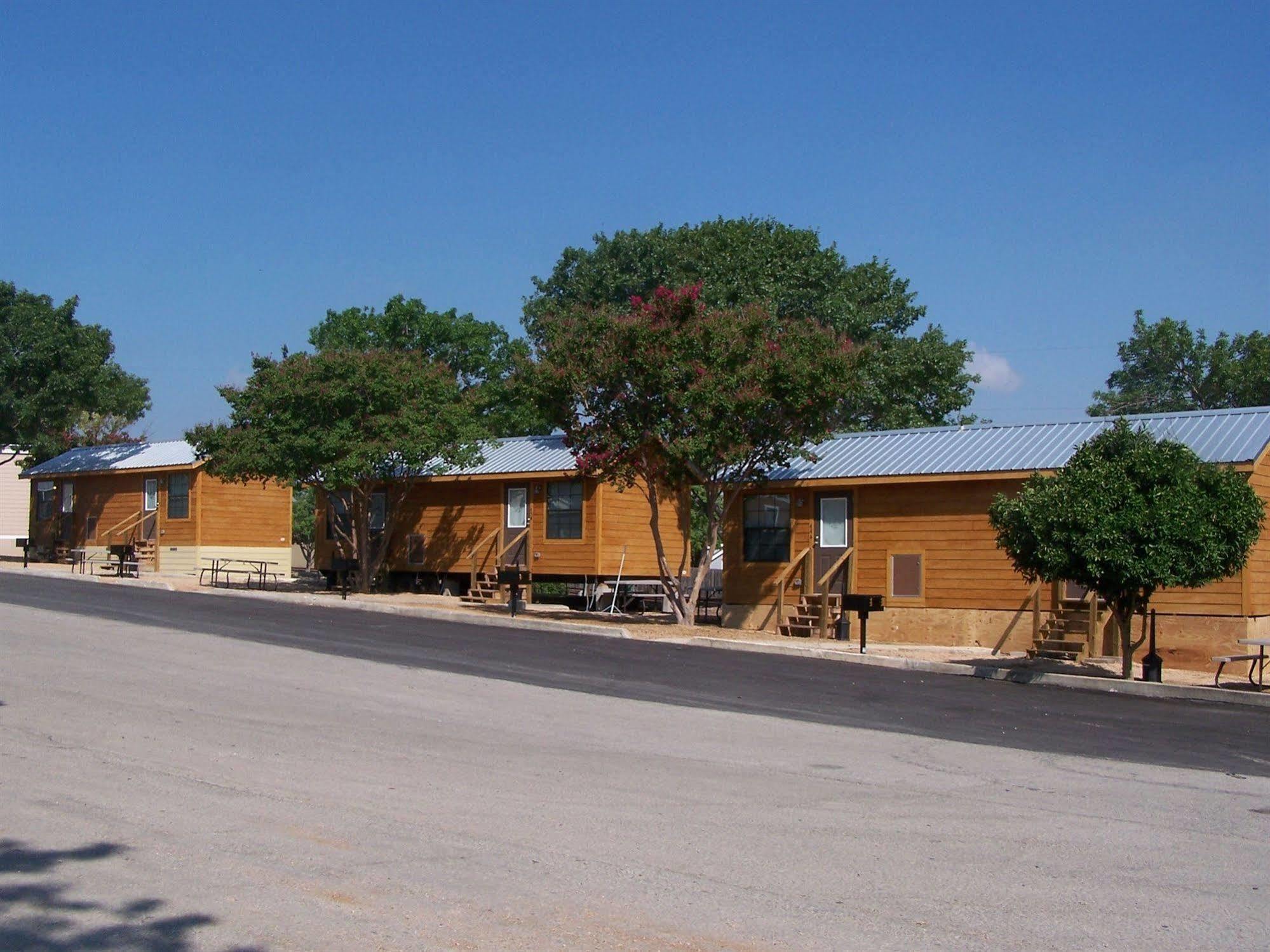Sun Retreats Texas Hill Country New Braunfels